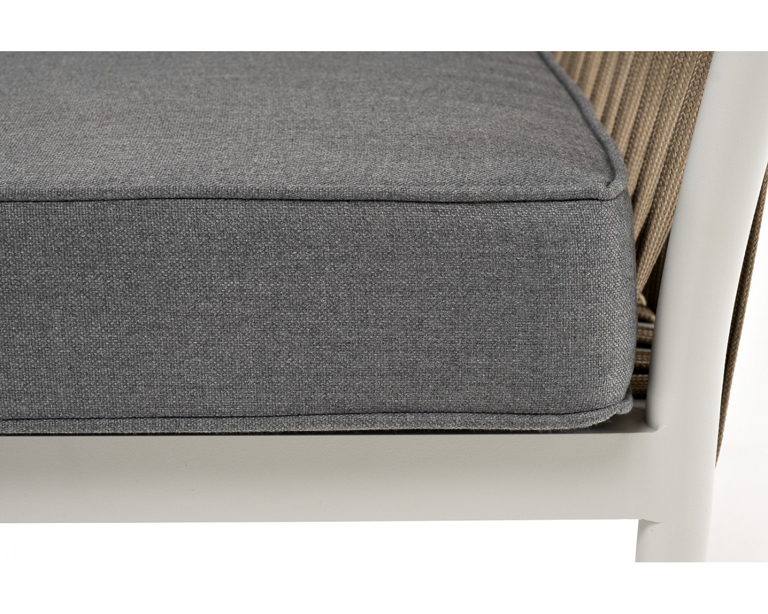 "Касабланка" диван 2-местный плетеный из роупа, каркас алюминий светло-серый (RAL7035) муар, роуп серо-коричневый 23мм, ткань серая 017