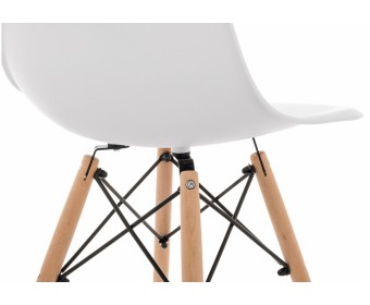 Стул Eames PC-015 белый