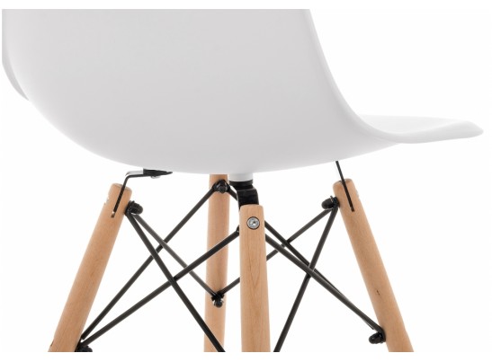 Стул Eames PC-015 белый