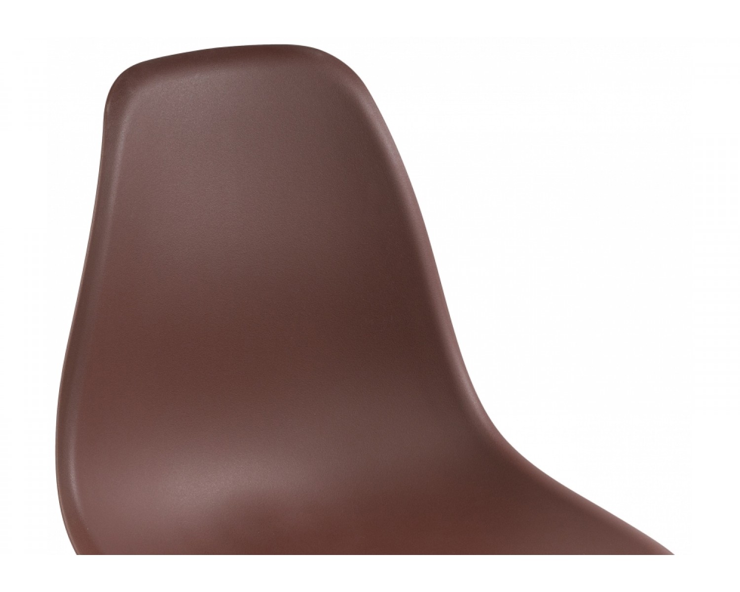 Пластиковый стул Eames PC-015 brown