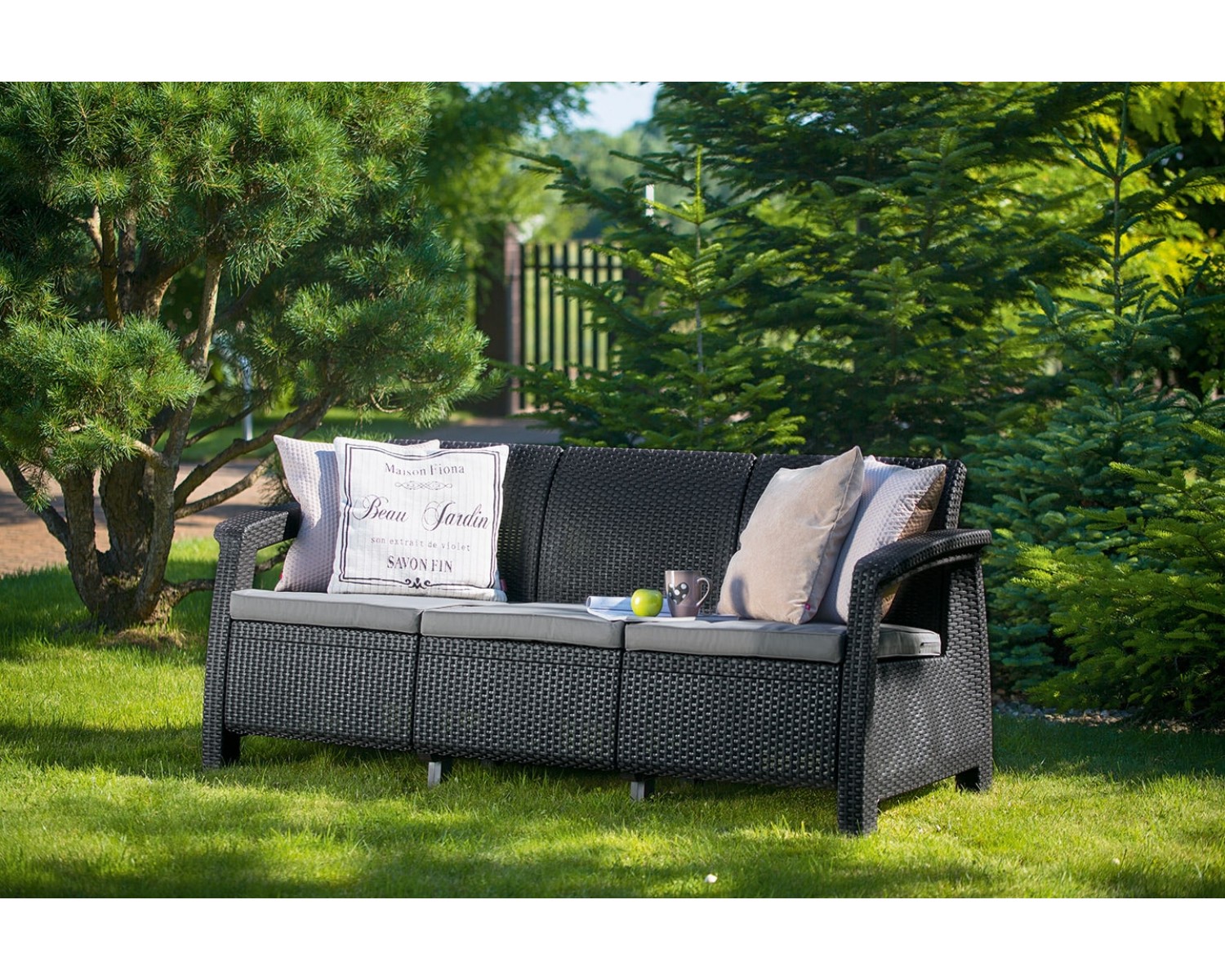 Диван пластиковый Corfu love seat max