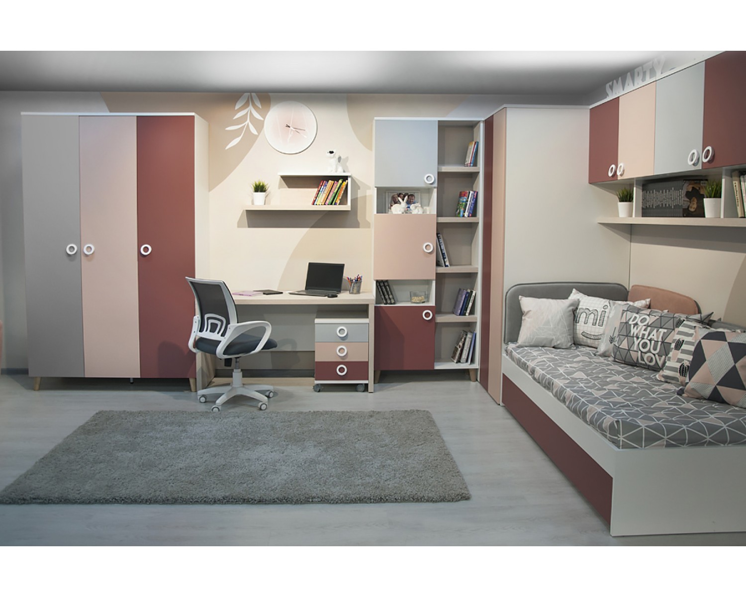 Стол компьютерный SMARTY PINK 160