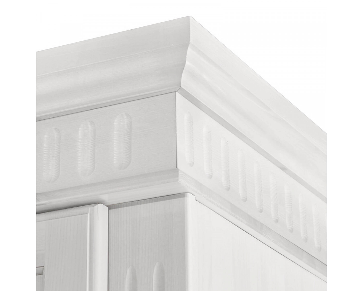 Шкаф
