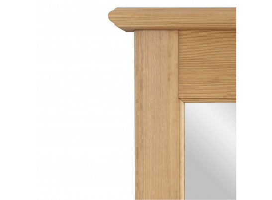 Зеркало навесное в раме 