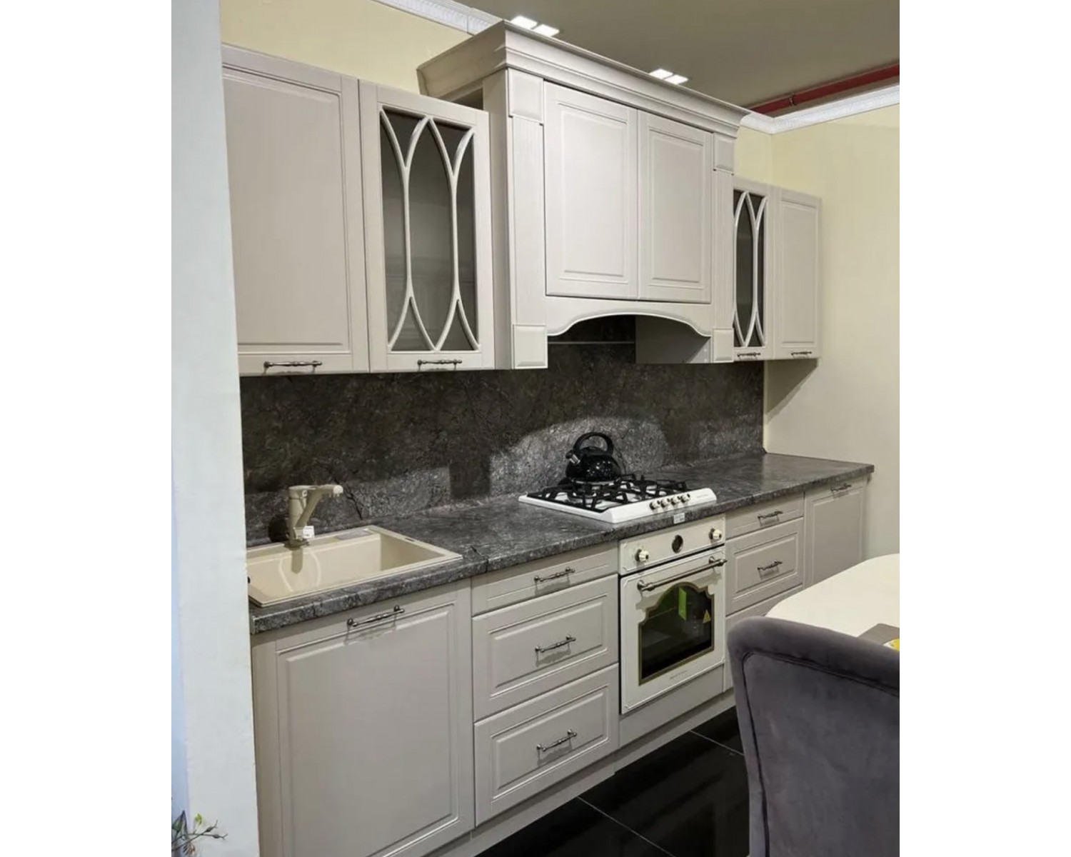 Кухонный гарнитур “Риола” 3м