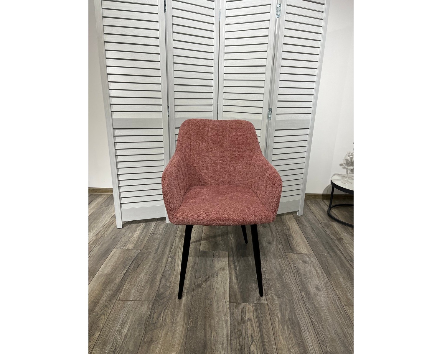 Стул BRANDY WZ2042-11 брусничный фактурный велюр/ черный каркас