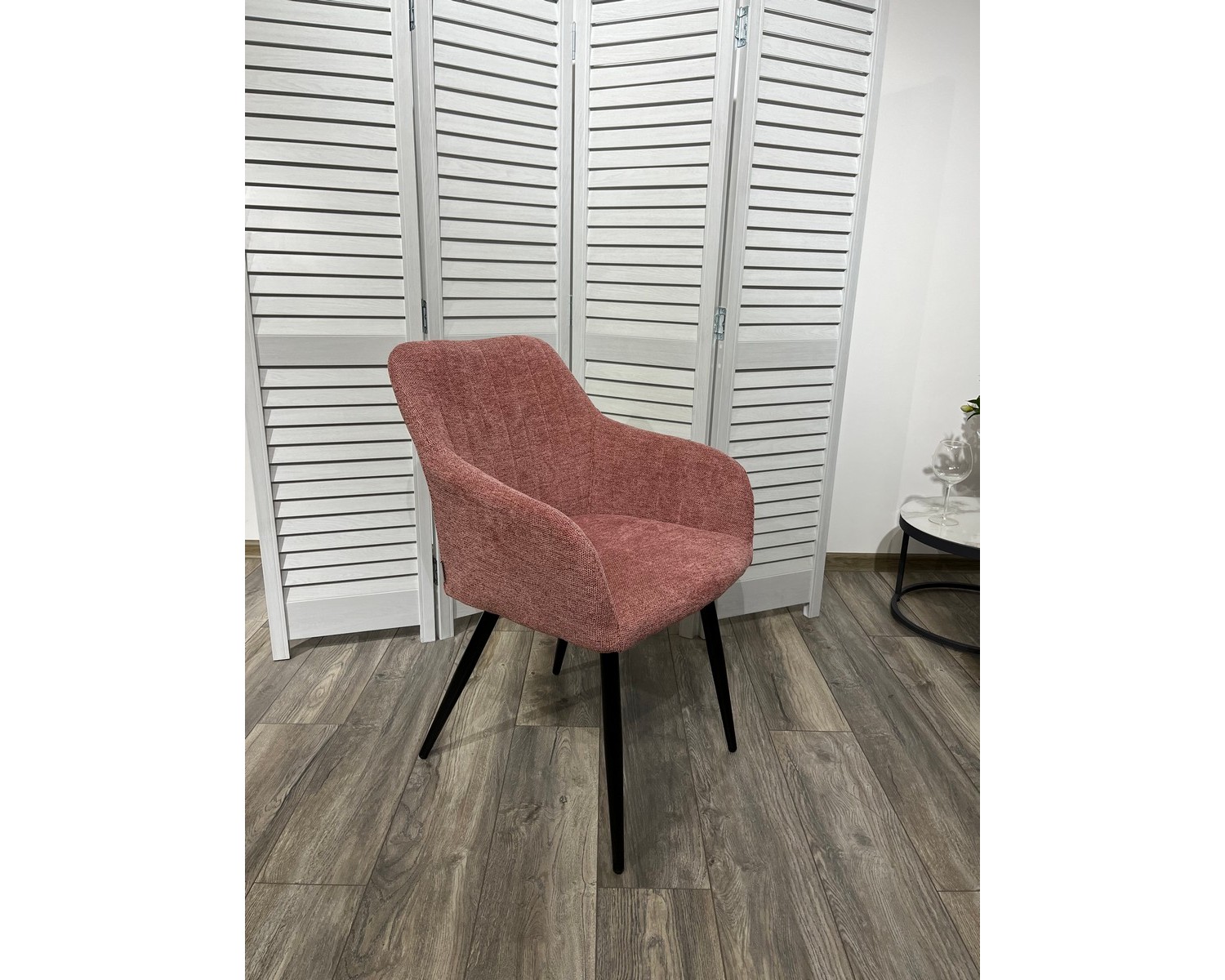 Стул BRANDY WZ2042-11 брусничный фактурный велюр/ черный каркас