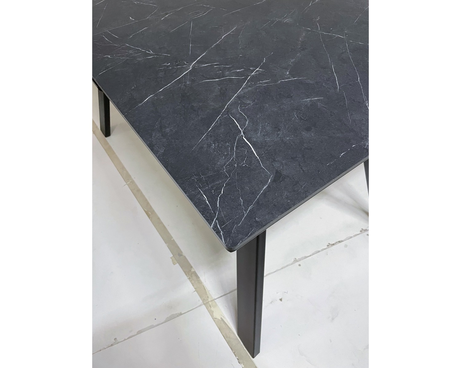 Стол Морис 140 ТЕМНО-СЕРЫЙ МРАМОР FC18 CLEAF, ПЛАСТИК / ЧЕРНЫЙ