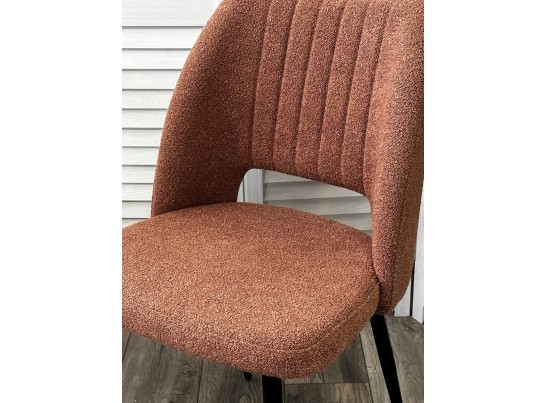 Стул LONDON UF995-05 карамельный, букле / черный каркас / Товарный знак DISAUR