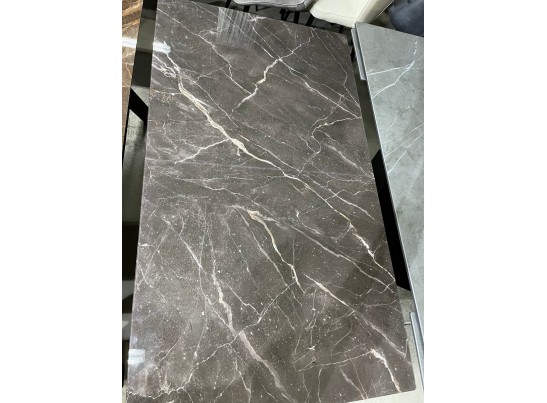 Стол Морис 140 ДАРК, стекло / черный каркас 