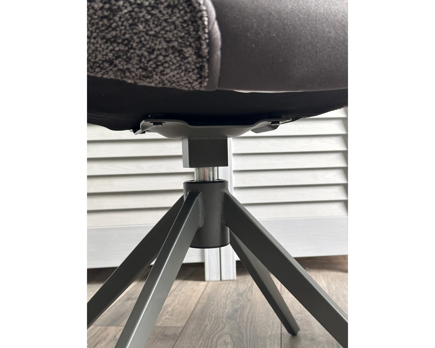 Стул ANABEL 360 град. поворот Черный Maison 99# / OTE COBBLE 457 / серый каркас, ®DISAUR