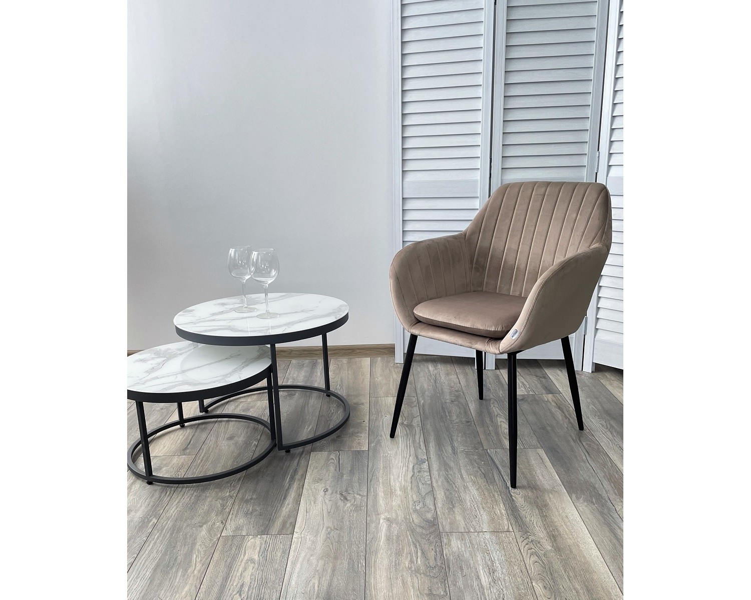 Стул ALABAMA BLUVEL-40 BEIGE, велюр / черный каркас