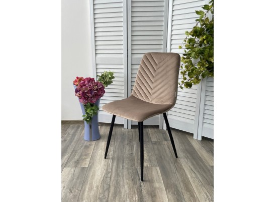 Стул DUKE BLUVEL-40 BEIGE, велюр / черный каркас 