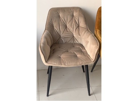 Стул TROY BLUVEL-40 BEIGE, велюр/ черный каркас 