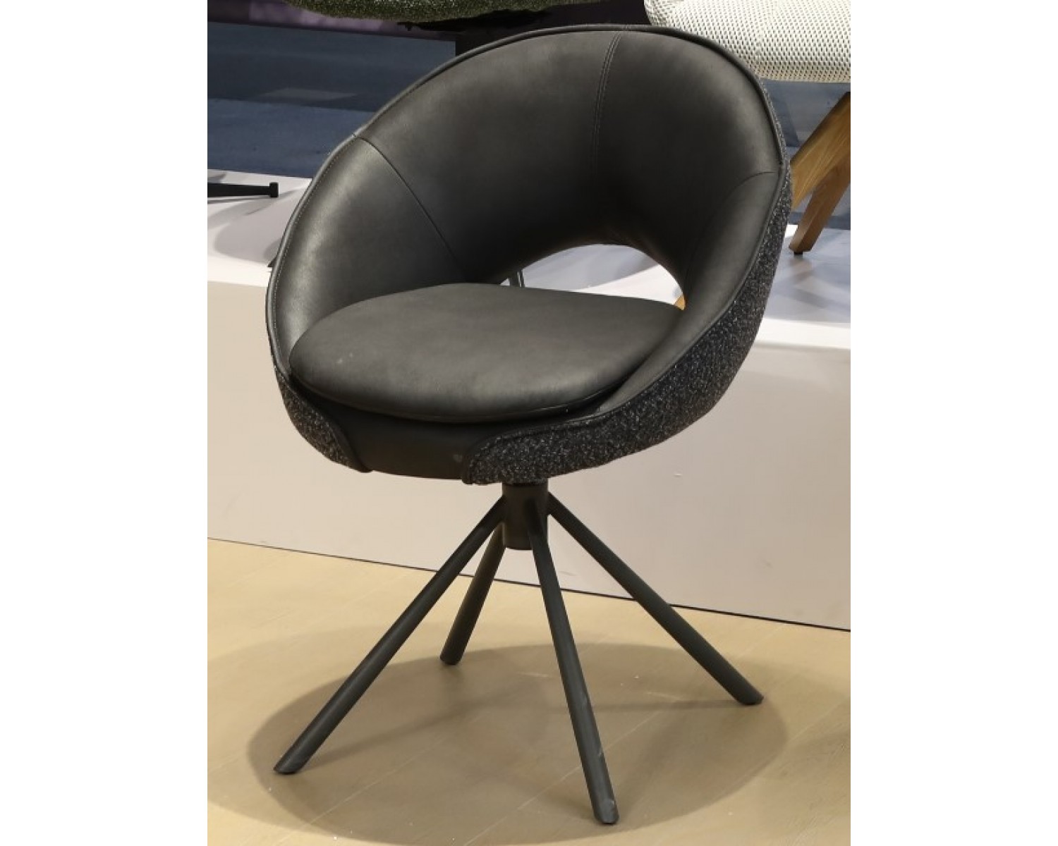 Стул ANABEL 360 град. поворот Черный Maison 99# / OTE COBBLE 457 / серый каркас, ®DISAUR