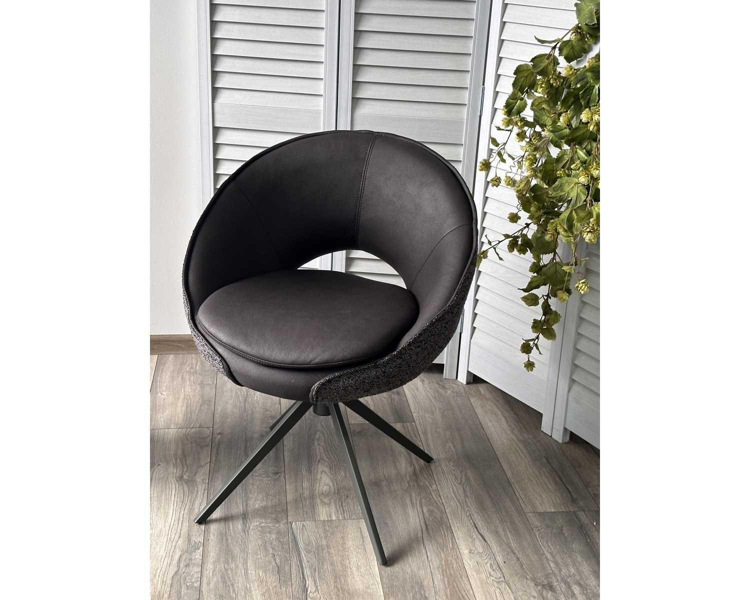 Стул ANABEL 360 град. поворот Черный Maison 99# / OTE COBBLE 457 / серый каркас, ®DISAUR