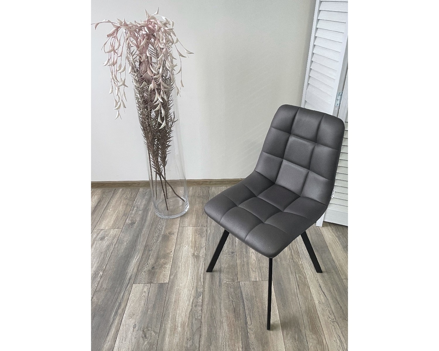 Стул CHILLI SQUARE HK017-11 темно-серый, PU/ черный каркас