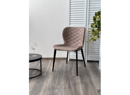 Стул КЛОД, цвет Kiprus-03 Латте, искусственная замша / черный каркас 